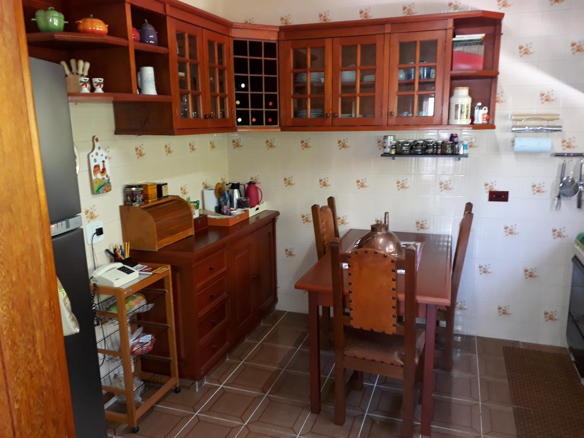 Cobertura Luxuosa De 250 M2 A 3kms Do Centrinho Vista Espetacular Apartamento